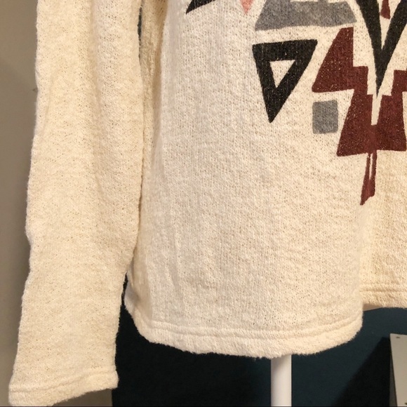 Forever 21 soft cream knit top - Picture 4 of 11